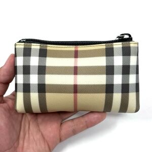 ▪️💠 🅱️URB3RRY NOVA CHECK POUCH 💠▪️